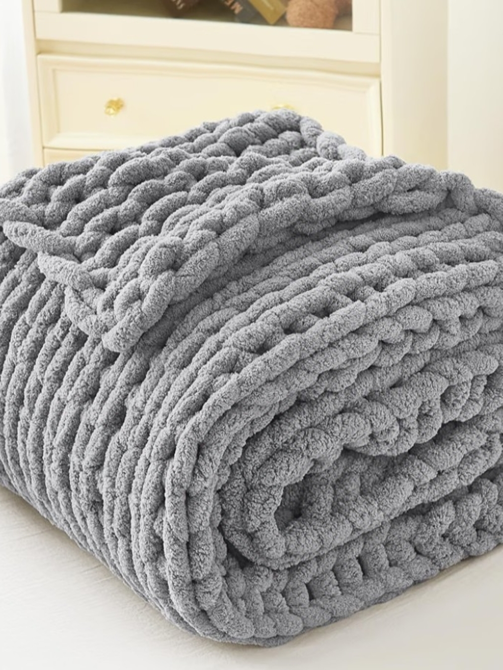 Cozy Chunky Knit Throw Blanket in Grey - Plush Comfort 51x63